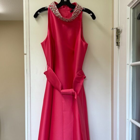 Bagdley Mischka Midi dress in coral color. Jeweled neckline, size 10 - Picture 3 of 4